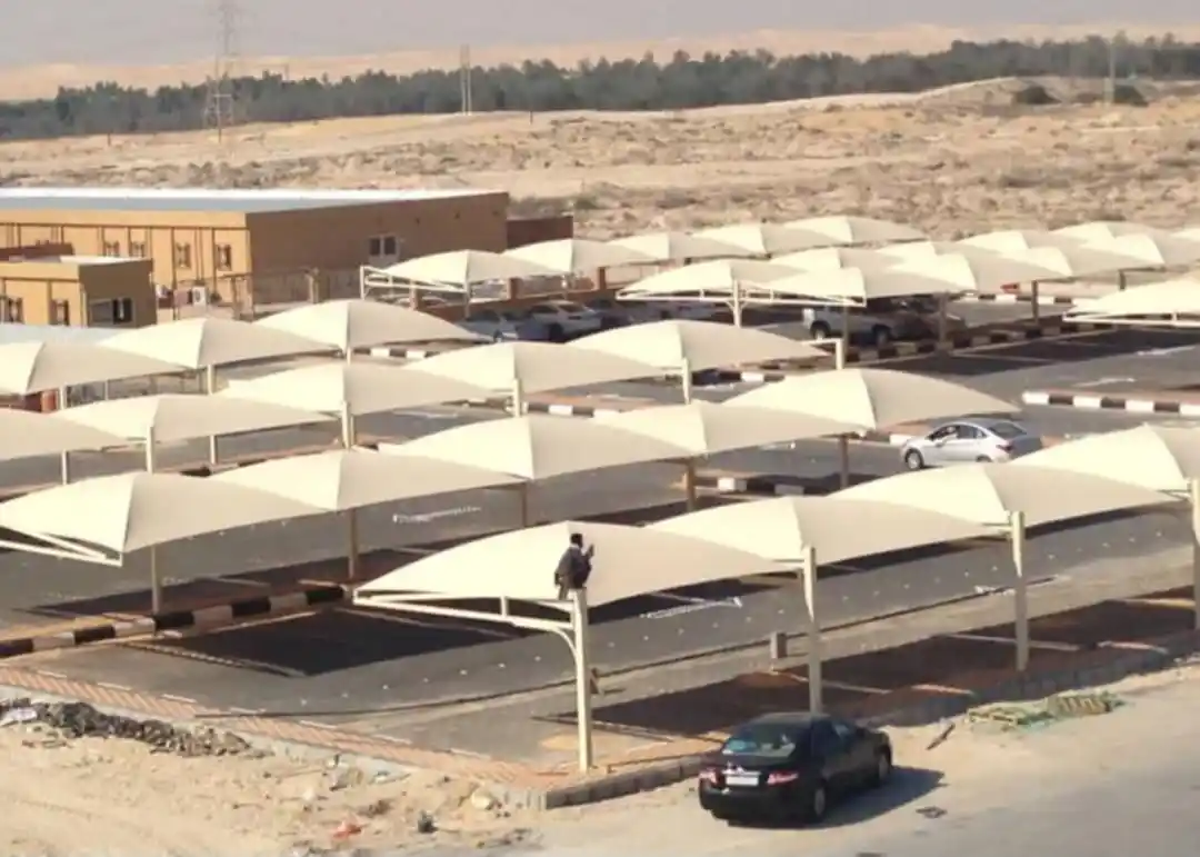 مؤسسة الساندوتش بانل للمظلات والسواتر في الرياض